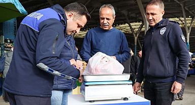 Buca'nın Pazar Yerlerinde Tartı Kontrol Noktaları Kuruluyor