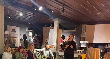 'İzmir Öğretmen Akademileri' Kapsamında 'Edebiyat Akademisi' Etkinlikleri Sürüyor