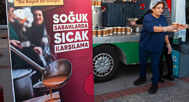Karşıyaka'daki Belli Noktalarda Çorba İkramı