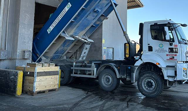 Manisa'da 15 Ton Atık İlaç Doğaya Karışmadan İmha Edildi