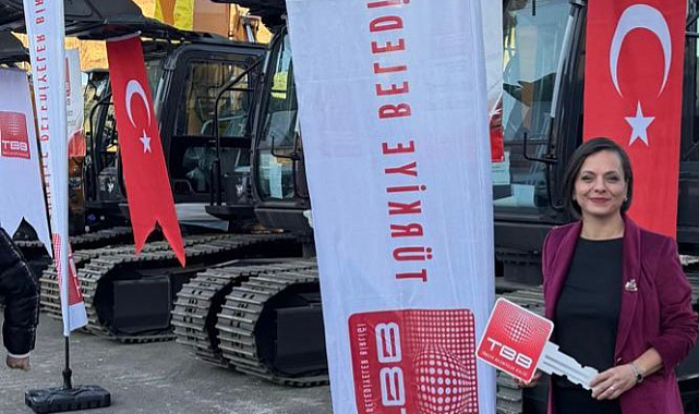 TBB'den Karabağlar Belediyesi'ne Yeni İş Makinesi Hibesi