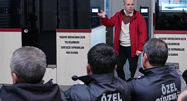 Ayvalık Deniz Hudut Kapısı'nda Görevli Personele Özel Eğitim