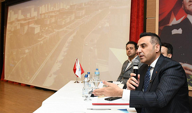 Çiğli'de Köyiçi ve Yakakent Revizyon İmar Planları Vatandaşlarla Paylaşıldı