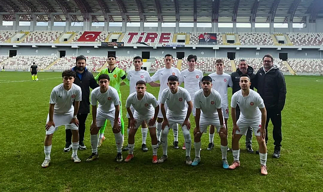 Tire Belediyespor U 18 Takımı Sezonu Yenilgisiz Tamamladı