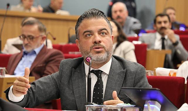 AK Partili Kocabaş'tan Kordon Yeraltı Otopark'ı Eleştirisi