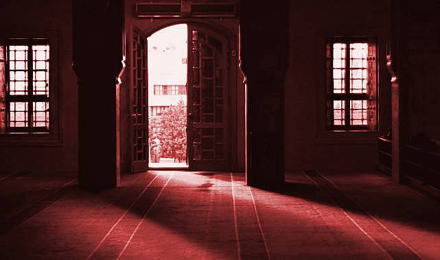Ayasofya-ı Kebir Camii ile Tire Lütfi Paşa Camii Arasında Manevi Köprü