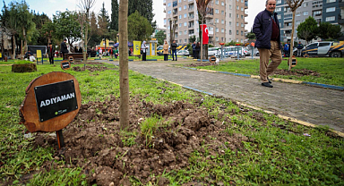 Buca'da 6 Şubat'ta Vefat Edenler Fidanlarla Anıldı