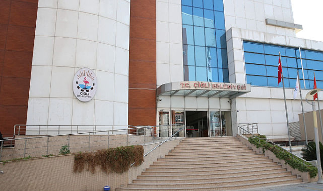 Çiğli Belediyesi'nin Kalite Yönetim Sistemi TSE Onayıyla Yenilendi