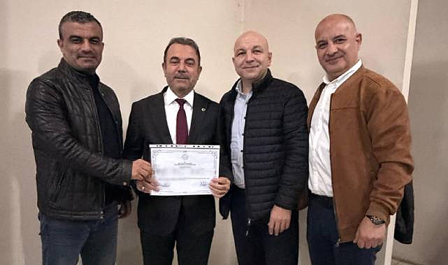 İzmir Arı ve Bal Platformu'ndan 40 Kişiye Sertifika