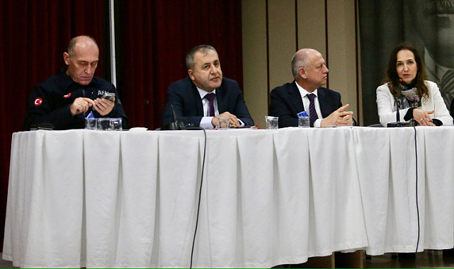 Karşıyaka'da 'İlçe Afet Müdahale Planı' Toplantısı Yapıldı