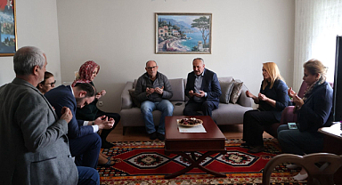 AK Parti Heyetinden Şehit Ailesi ve Vefa Ziyareti