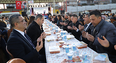 Bayındır'da Kadir Gecesi İftar Programı
