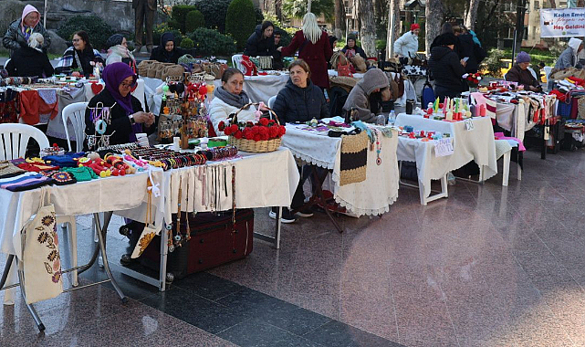 Buca'da Kadın Emeği Pazarı Kuruldu