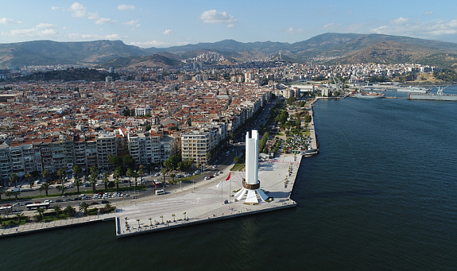 İYTE'li Mimar Adaylarından Karşıyaka'nın Geleceği İçin Fikirler