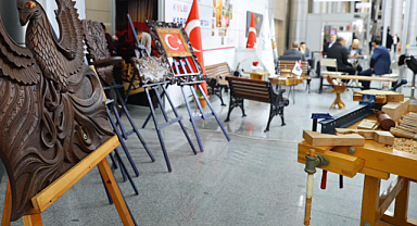 Karabağlar Standı İzmir Mobilya Fuarı'nda