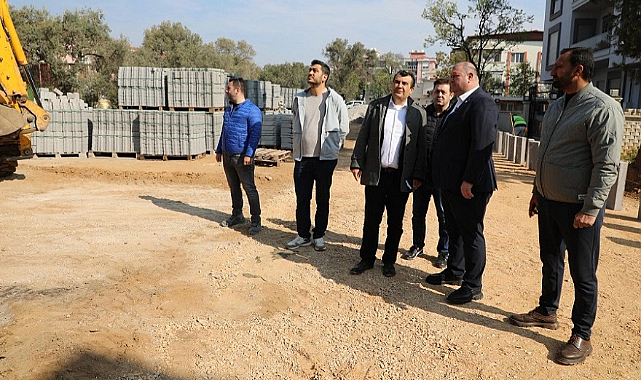 Menderes Belediye Başkanı Çiçek Çalışmaları İnceledi