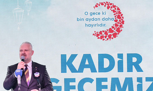 Menemen'de Kadir Gecesi'ne Özel 15 Bin Kişilik İftar