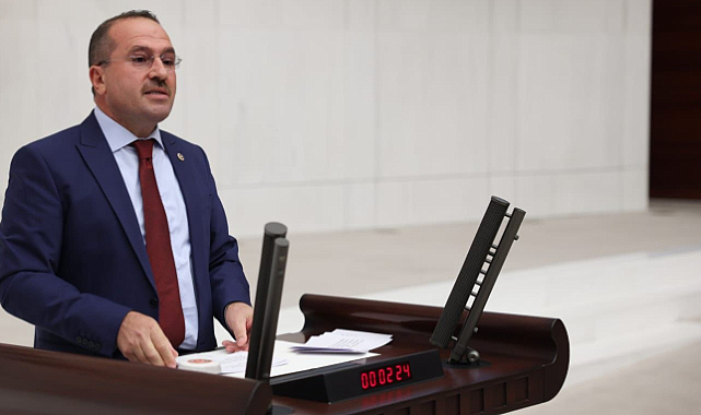 AK Partili Kırkpınar'dan, Bornova Belediye Başkanı Eşki'ye İstifa Çağrısı