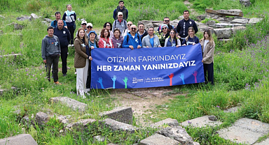 Çeşme Belediyesi'nden Otizm Farkındalık Yürüyüşü