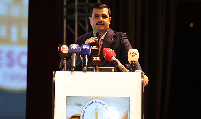 AK Partili İnan İle CHP Genel Başkanı Özel Arasındaki Restleşme Sürüyor