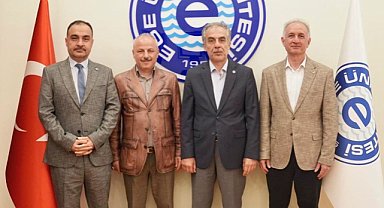 İzmir'de 'Devlet ve Tasavvuf' Konferansı