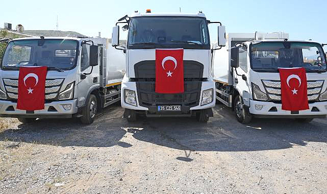 Karşıyaka'nın Temizliği İçin Üç Yeni Kamyon