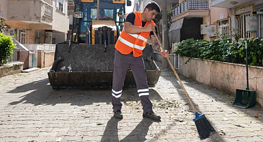 'Tertemiz Narlıdere' Sloganıyla İlçedeki Temizlik ve Bakın Çalışmaları Sürüyor