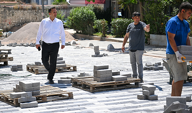 Bornova Tarihi Çarşı ve Köşkler Bölgesi'nde Üst Yapı Çalışması