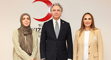 Hilalin Işığında: İzmir'den Filistin'e Sergisi