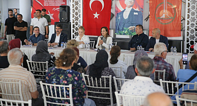 Karşıyaka Belediye Başkanı Ünsal, Cumhuriyet Sakinleriyle Bir Araya Geldi