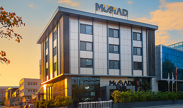 MÜSİAD İzmir'in Yeni Binası Hizmete Açıldı