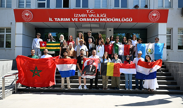 65 Ülkeden Öğrenciler İzmir İl Tarım ve Orman Müdürlüğünü Ziyaret Etti