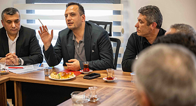 Bornova'da Çamdibi'nin Öncelikleri Muhtarlarla Konuşuldu