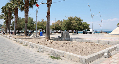 Yenifoça'da Sahil Düzenleme ve Peyzaj Çalışması