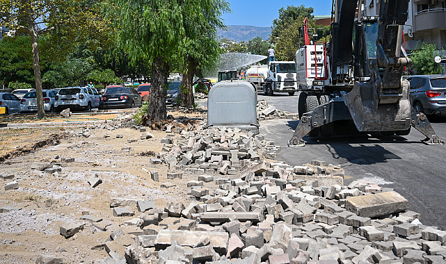Bornova'da 400 Araçlık Otopark ve İki Caddede Yenileme Çalışması