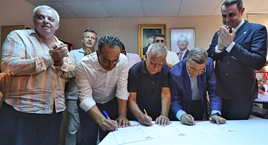 Bornova'da Yeni Parti'ye Katılım Töreni