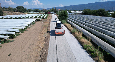 Manisa Sarıgöl'de Üzüm Hasadı Öncesi Üreticilerin Yolu Yenileniyor