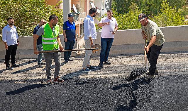 Narlıdere'de Asfalt Serim Çalışması