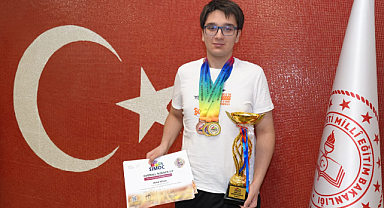 Singapur'dan İzmir'e Dünya İkinciliği Yolculuğu