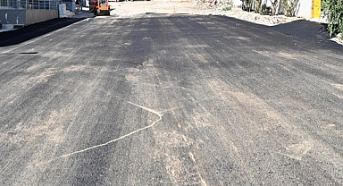 Bornova Erzene Mahallesi'nde Yol Çalışması
