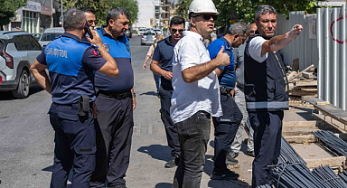 Bornova Zabıtası'ndan 'Kaldırım İşgali' Denetimi