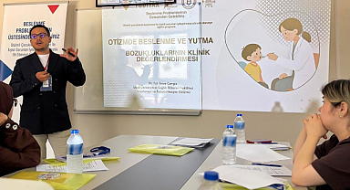 Efeler'de Özel Çocukların Beslenme Zorluklarıyla İlgili Eğitim