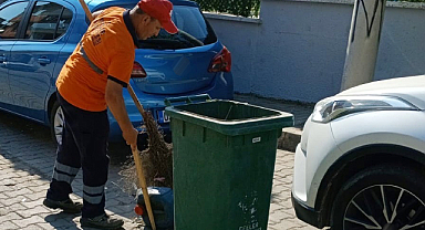 Efeler'in Sokaklarında Temizlik Çalışması