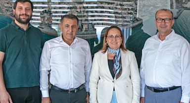 Güzelbahçe Belediyesi'nde Toplu Sözleşme İmzaları Atıldı