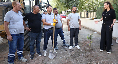 Karşıyaka Bostanlı Cemal Bülbül Sokak'ta Dönüşüm Sürüyor