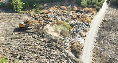 Yıllardır Çöp ve Moloz Alanı Olan Bölge Temizlendi
