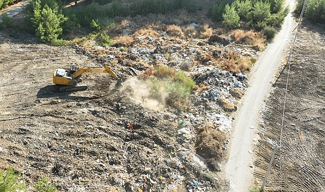Yıllardır Çöp ve Moloz Alanı Olan Bölge Temizlendi