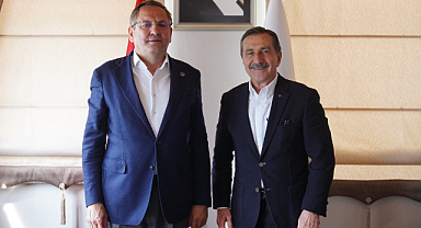 Ayvalık ve Tepebaşı Belediyeleri Arasında 'Veri' İş Birliği