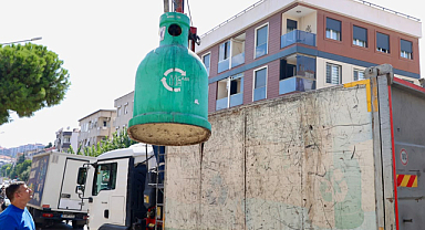 Buca'da 158 Ton Cam Atık Geri Dönüşüme Kazandırıldı