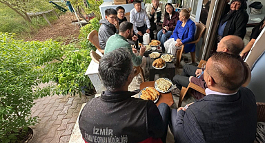 Çin Heyetinden İzmir Kemalpaşa'da 'Tavukçuluk' İncelemesi